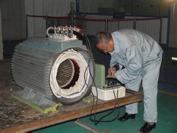 为何万用表不能测量三相电机而用摇表——开云官方端网站登录入口（开云app）官方网站