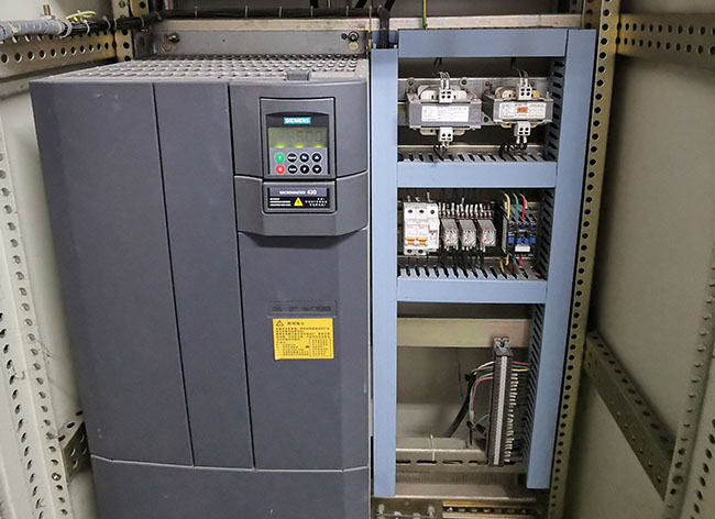 怎么为西玛电机选择合适的变频器？