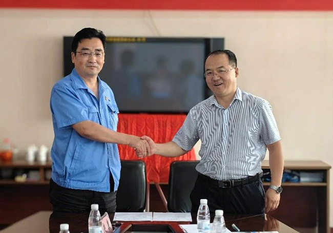 电控学院与开云官方端网站登录入口有限公司举行产学研签约暨授牌仪式