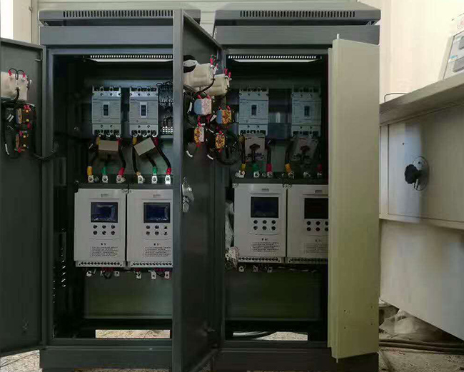图为高压电机配套软启动柜实物照片